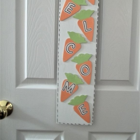 NEW Farmhouse EASTER Welcome carrots hanging decoration sign 26" X 7.6" - Picture 3 of 3